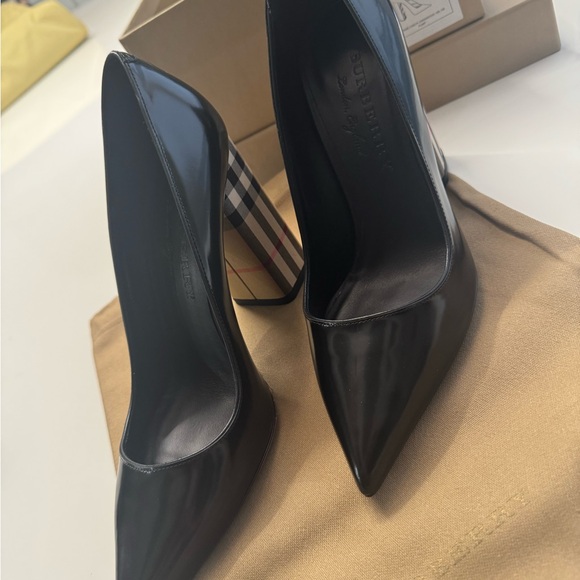 Burberry Black Heels with Signature Checkered Block Heel - Picture 11 of 14